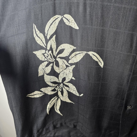 Crazy Horse A Claiborne Company Mens Black Floral Batik Elements Short Sleeve XL - Picture 3 of 6